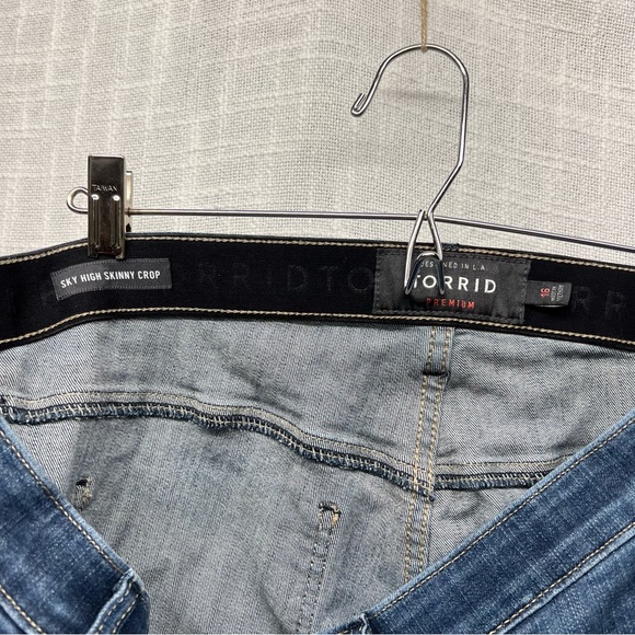 Torrid Crop Skinny High-Rise Jean - Plus Size 16 - Picture 9 of 12
